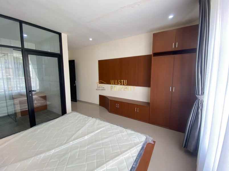 rumah siap huni 2 lantai dalam cluster di maguwoharjo