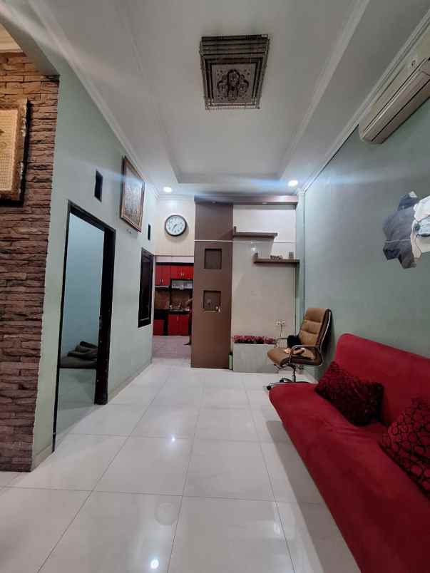 rumah siap huni di area harapan indah bekasi