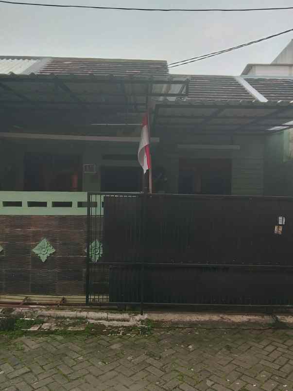 rumah siap huni di cluster puri kencana poris cipondoh