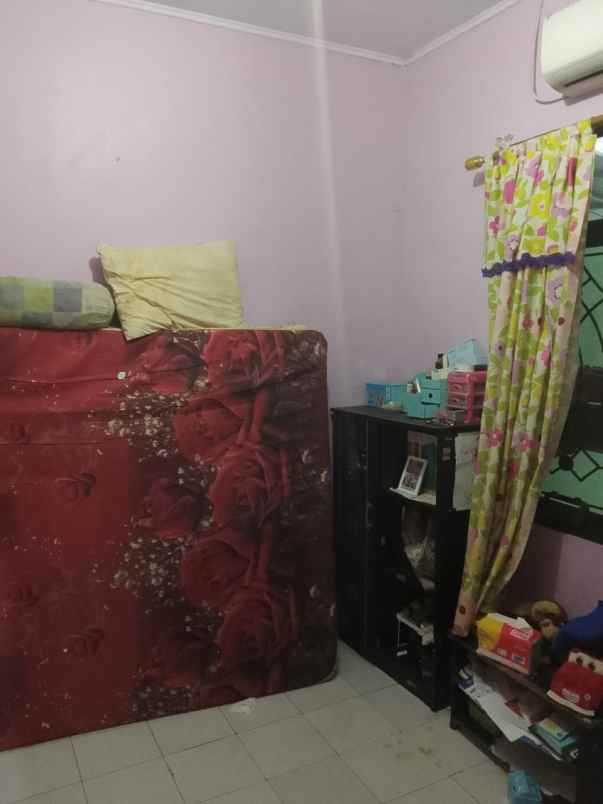 rumah siap huni di cluster puri kencana poris cipondoh