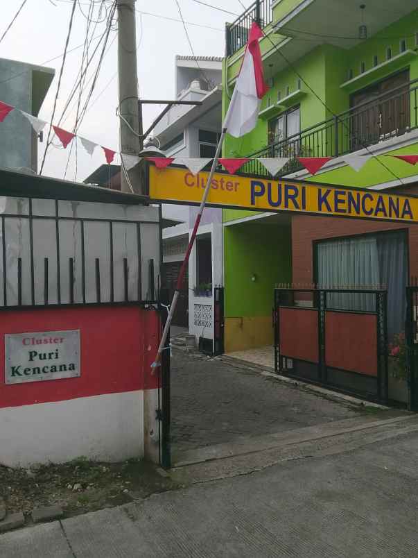 rumah siap huni di cluster puri kencana poris cipondoh
