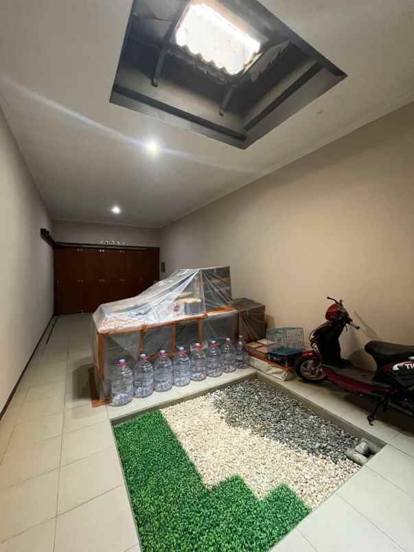 rumah siap huni di perum rungkut asri surabaya timur