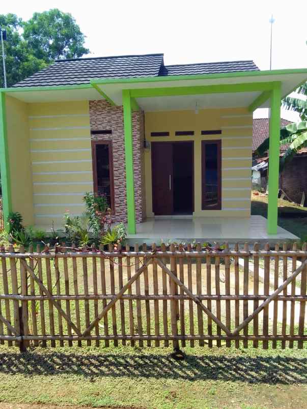 rumah strategis akses mobil