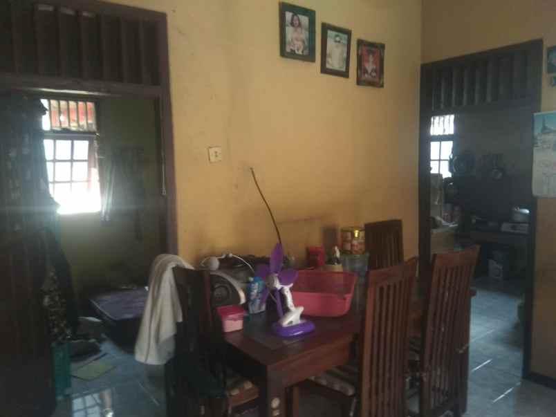 rumah strategis pinggir jln nasional