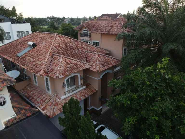 rumah taman beverly golf