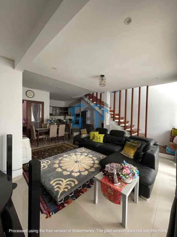 rumah townhouse gegerkalong bandung dekat upi dan pvj
