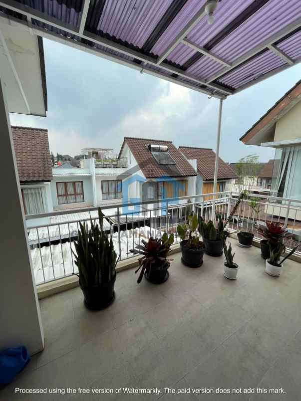 rumah townhouse gegerkalong bandung dekat upi dan pvj
