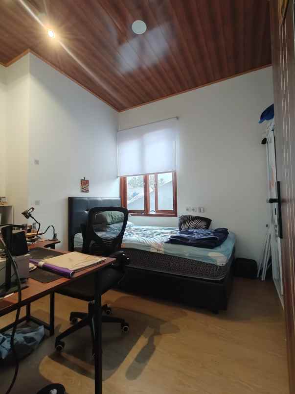 rumah tumbuh secondary bagus di ciracas jaktim