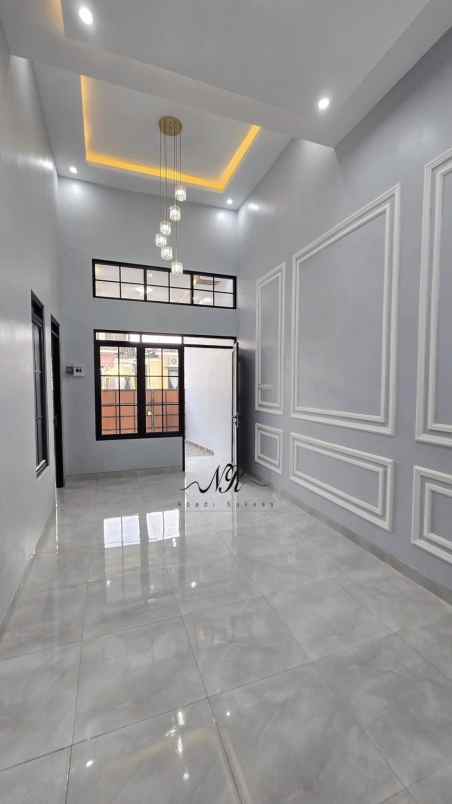semi furnished rumah siap huni lokasi strategis