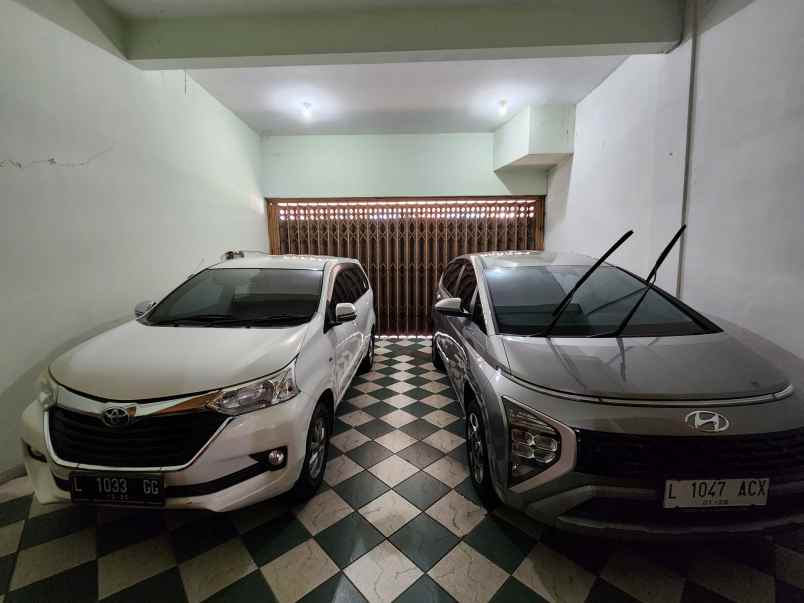 sutorejo surabaya row jalan 15 meter 2 lantai