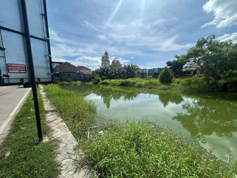 tanah 1000 meter pinggir jalan raya dekat pasar rau