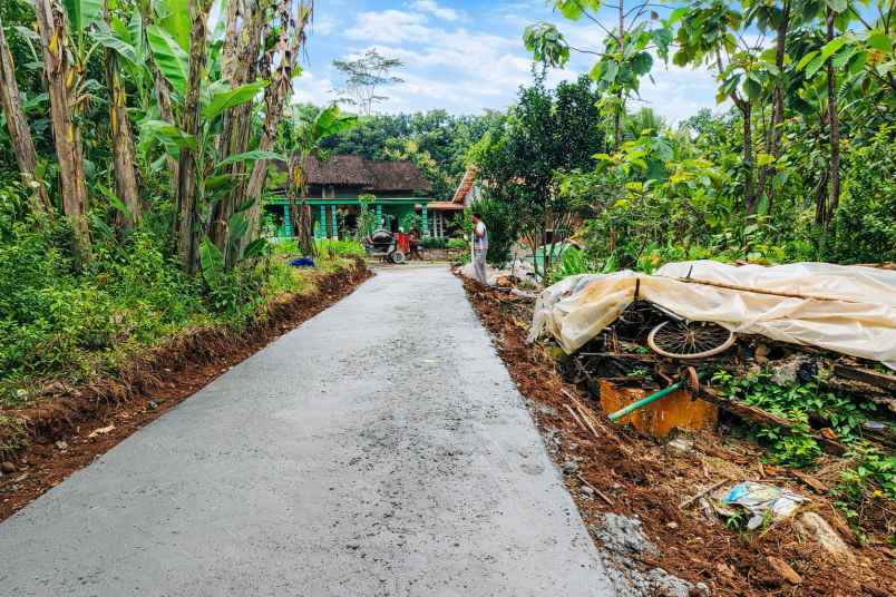 tanah 175 juta dekat pasar mojogedang karanganyar
