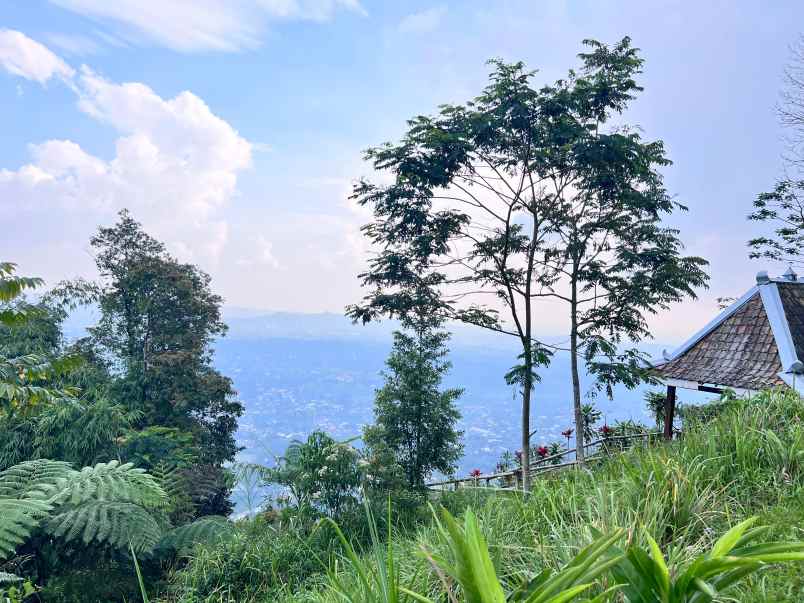 tanah 3780m2 view cantik kemuning karanganyar