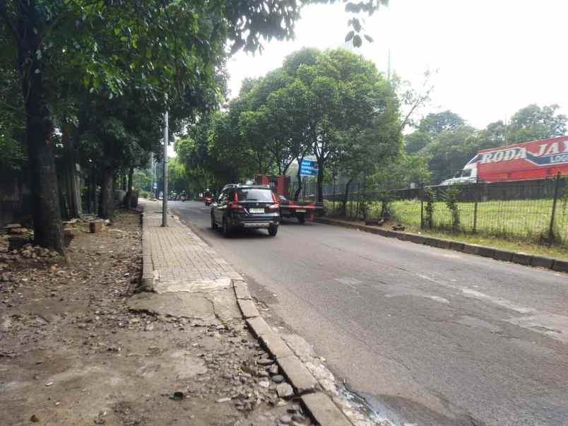 tanah komersial dijual di jalan tb simatupang