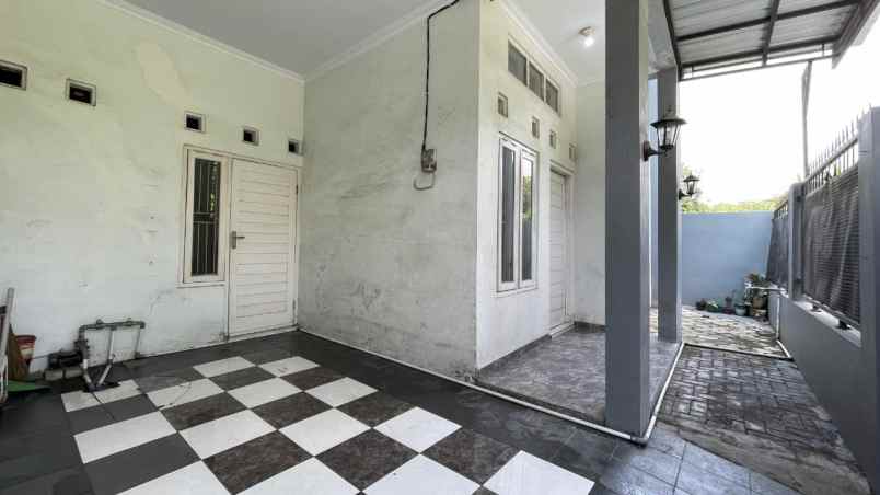 turun harga rumah 2 lantai area lemahdadi bangunjiwo