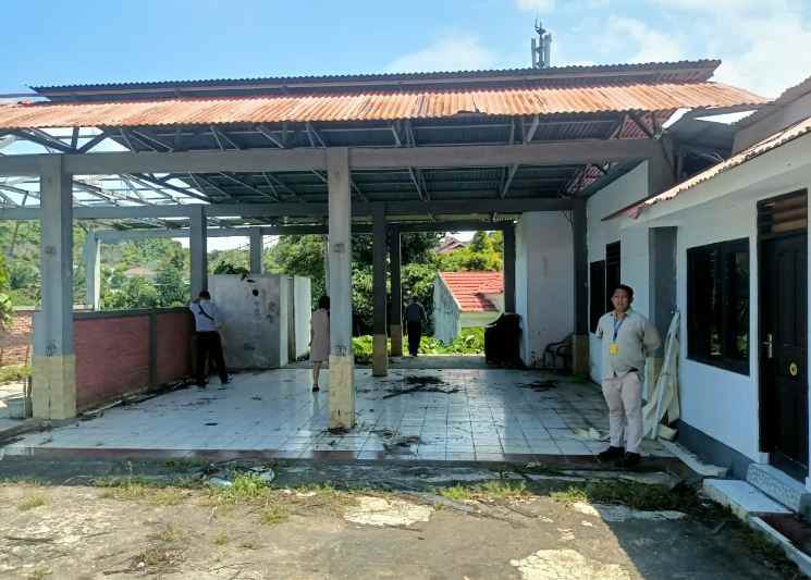 umah luas 6166 m2 di wanea manado nyaman strategis