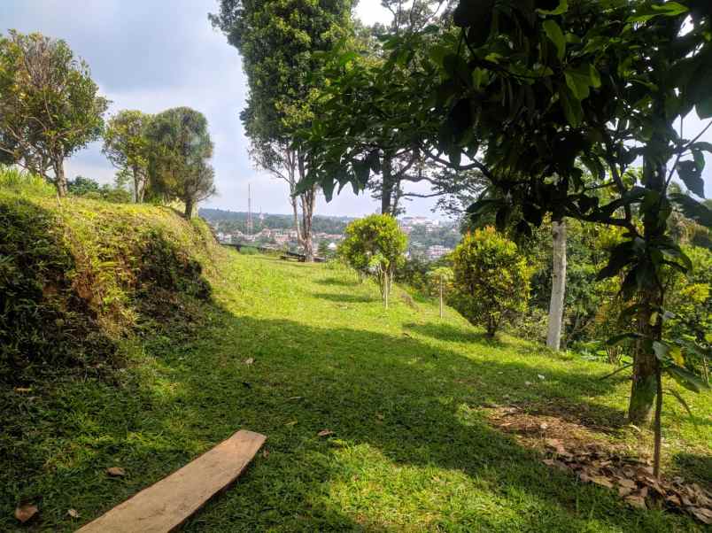 villa jl raya pasir angin gunung