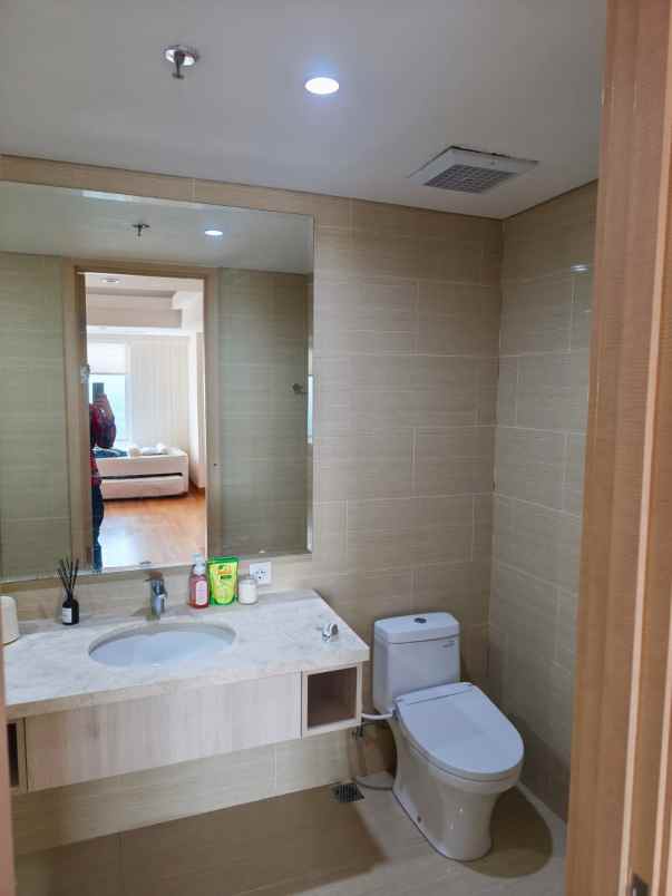apartemen dijual one east residence kertajaya indah