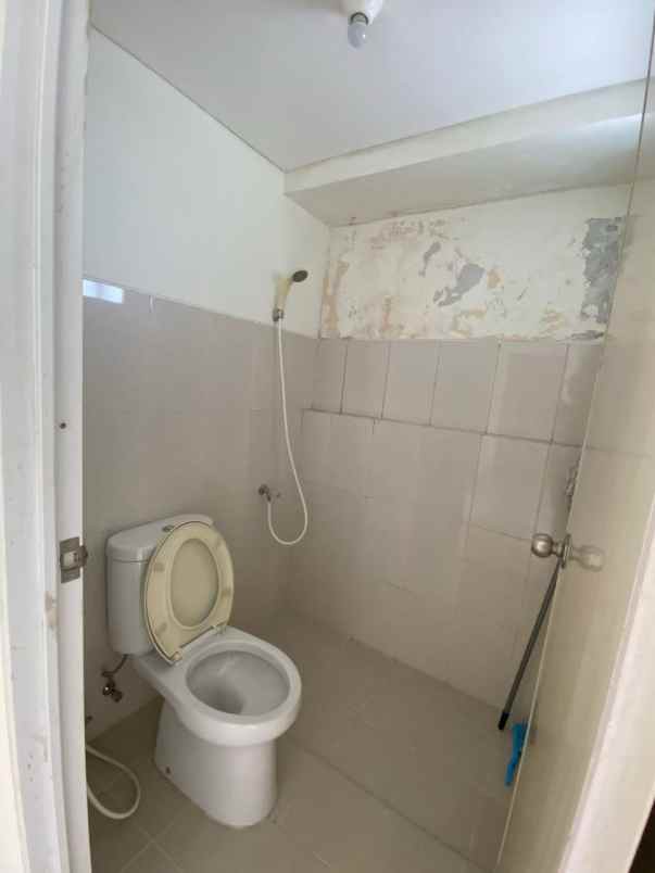 apartemen educity tower stanford hadap selatan