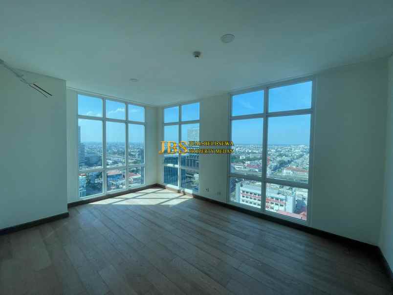 dijual apartemen apartemen the reiz condo