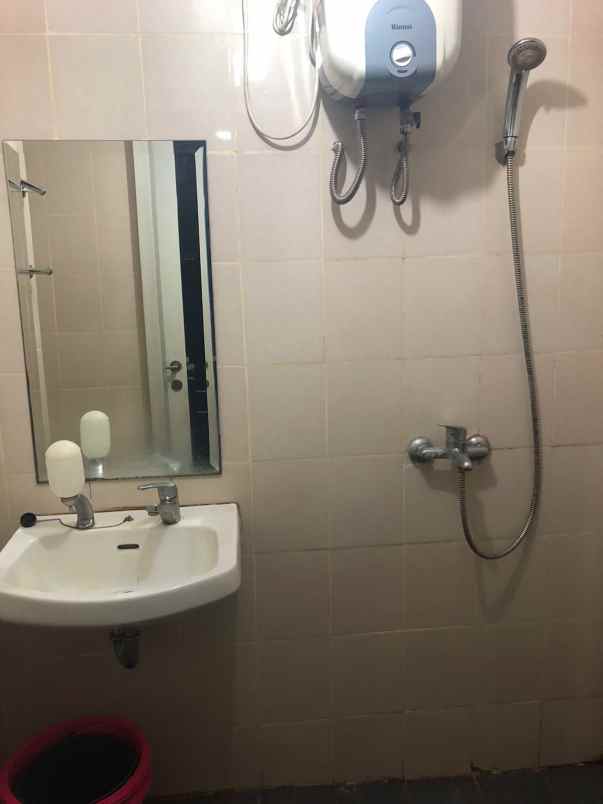 dijual apartment parahyangan residance