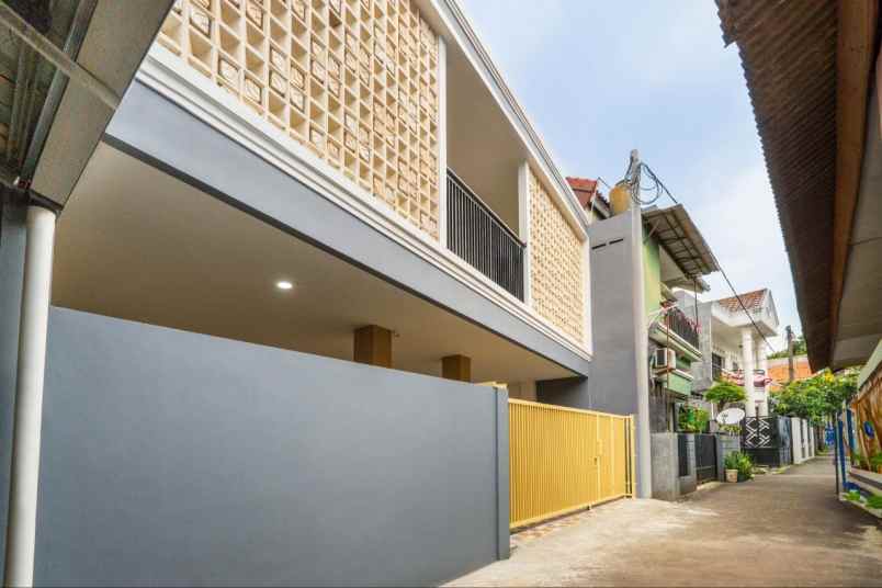 dijual cepat kost beji depok mesin uang aktif