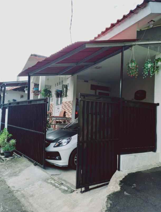 dijual cepat rumah di lenteng agung jakarta selatan