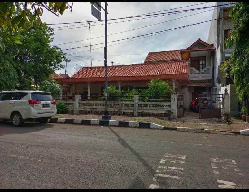 dijual cepat rumah hook strategis pekalongan barat