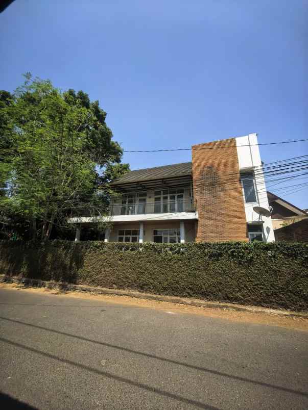 dijual cepat rumah luas 267 m di gunung batu bandung