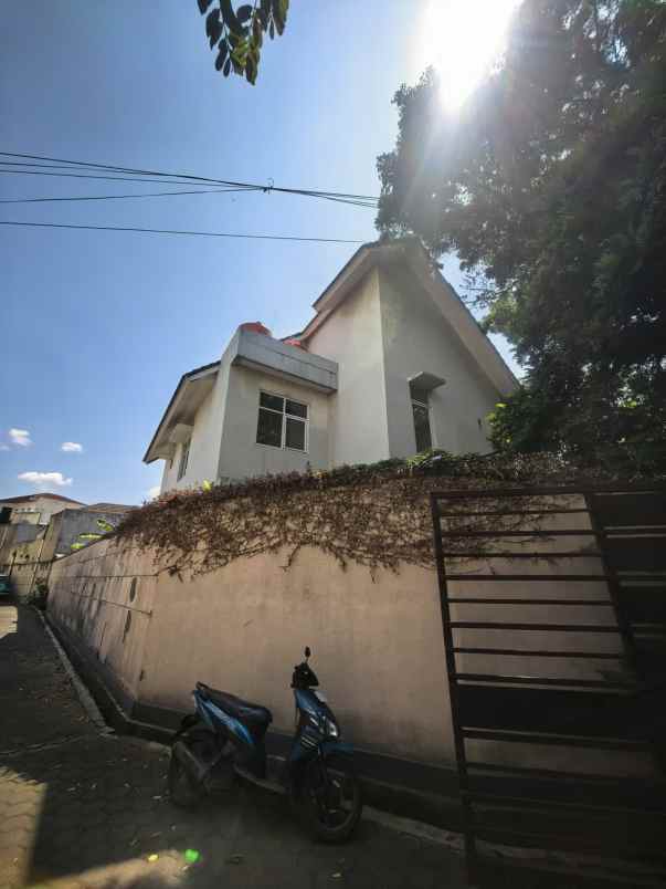 dijual cepat rumah luas 267 m di gunung batu bandung