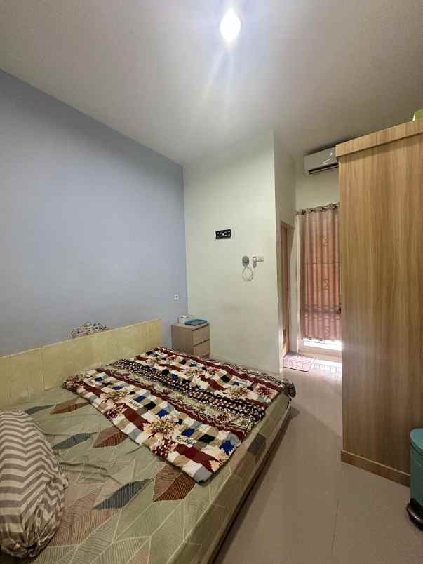 dijual cepat rumah luas modern medan johor