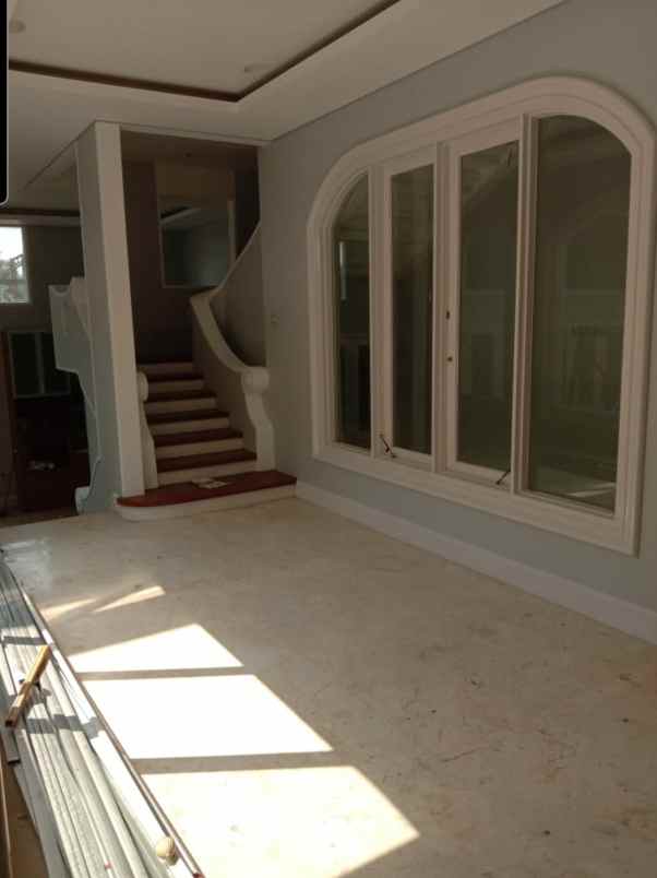 dijual cepat rumah taman beverly golf