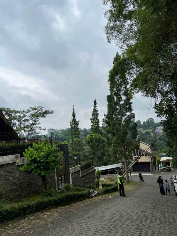 dijual cepat villa dago bandung coblong jawa barat