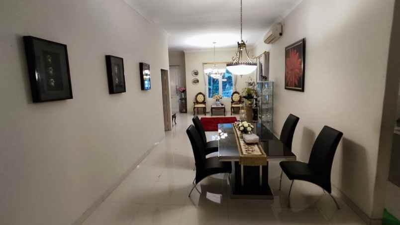 dijual cepat villa modern fully furnished view gunung