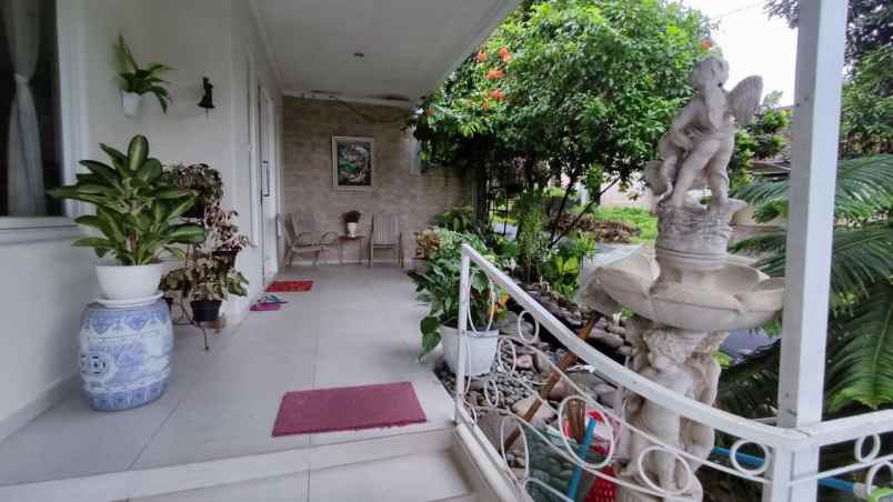 dijual cepat villa modern fully furnished view gunung
