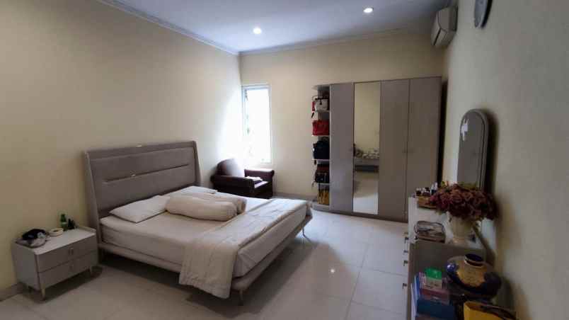 dijual cepat villa modern fully furnished view gunung