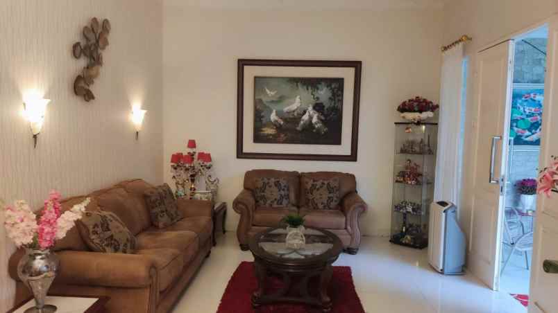 dijual cepat villa modern fully furnished view gunung