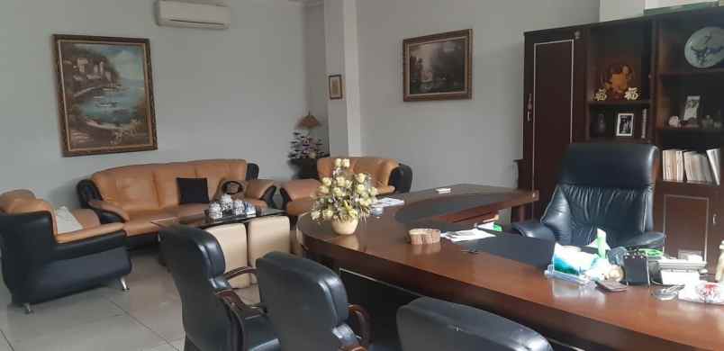dijual gedung kantor di jl gunung sahari jakarta pusat