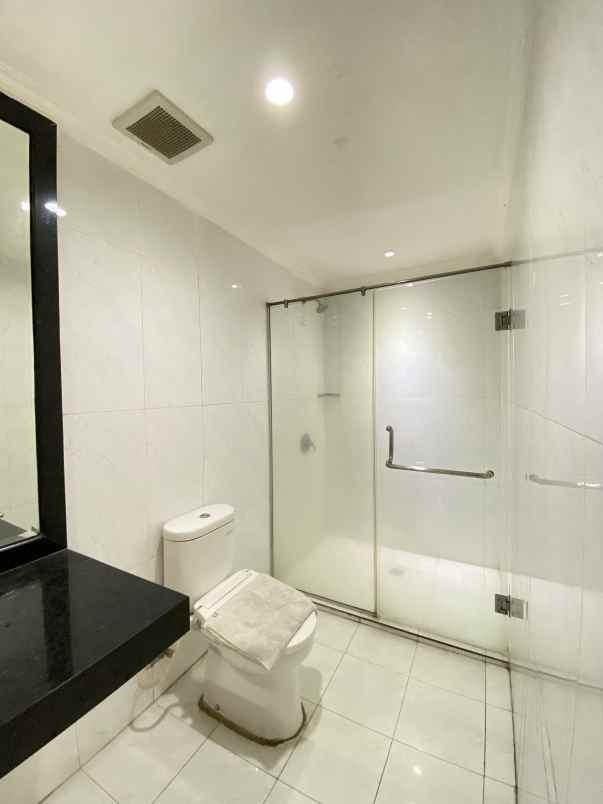 dijual hotel budget aktif di kemayoran jakarta pusat