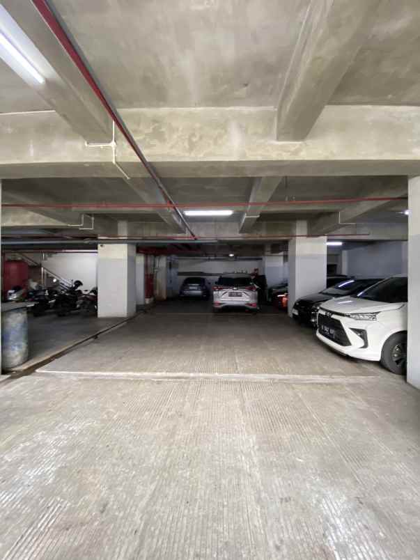 dijual hotel budget aktif di kemayoran jakarta pusat