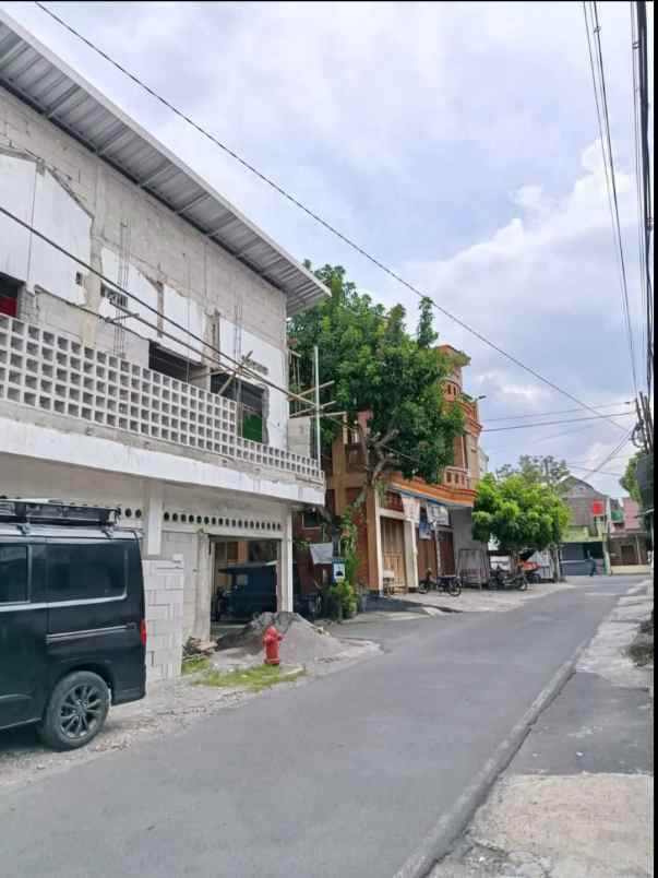 dijual kost condong catur