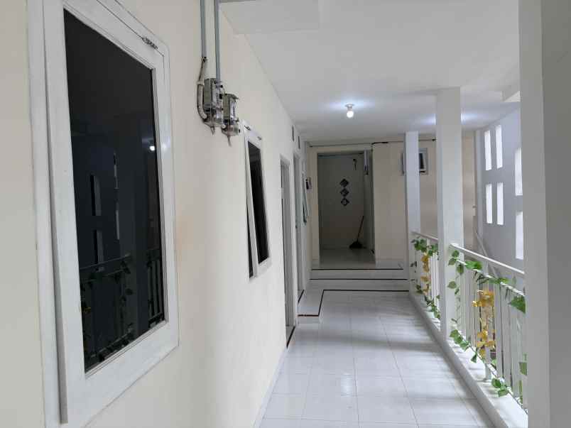 dijual kost jelupang bsd