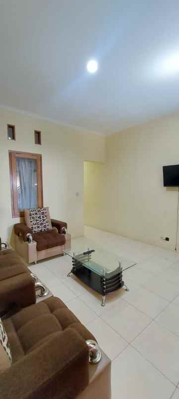 dijual kost jl raya citaringgul