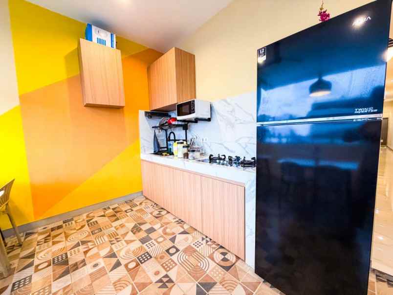 dijual kost jl tanjung duren selatan