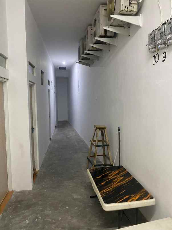 dijual kost kemang