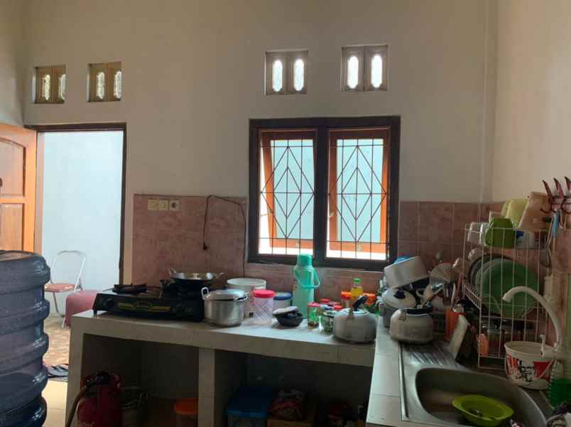 dijual kost puri seturan indah catur