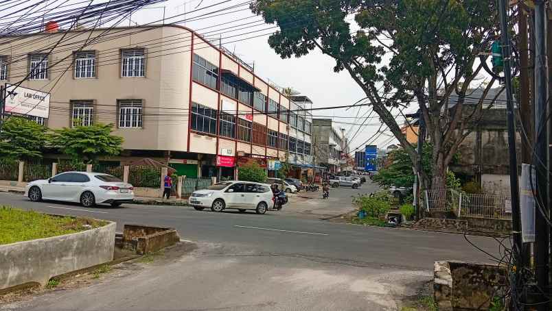 dijual ruko dan tanah persimpangan