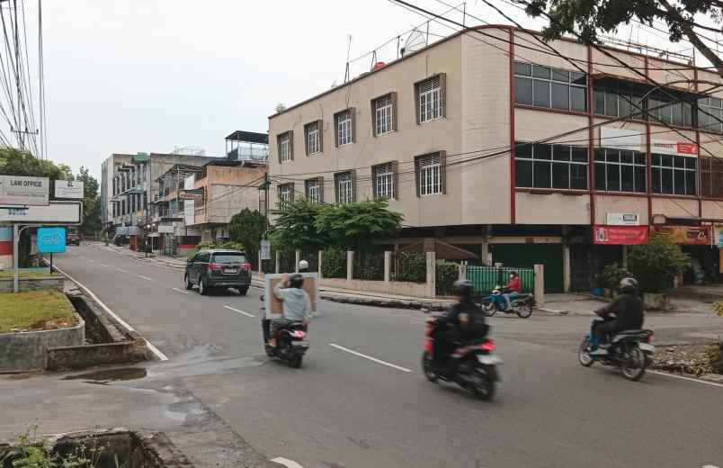 dijual ruko dan tanah persimpangan