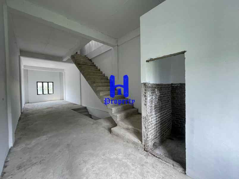 dijual ruko gudang kantor jalan perhubungan