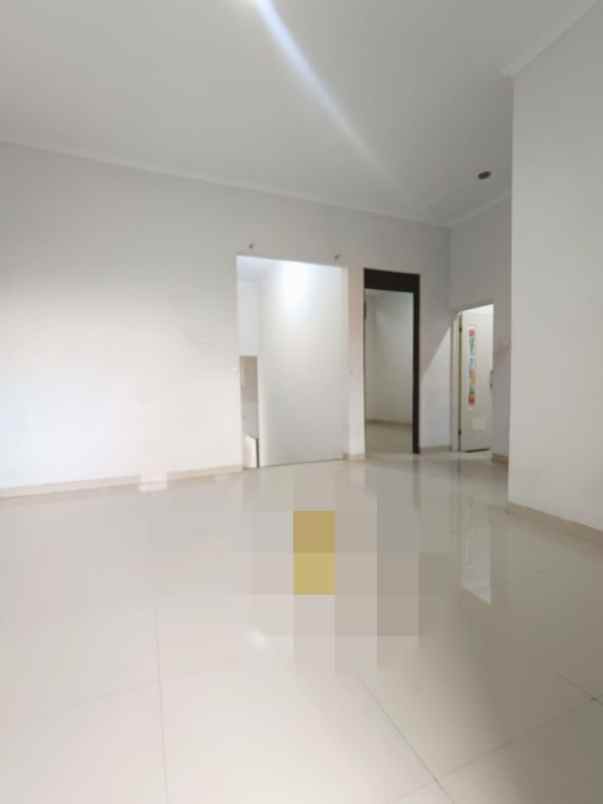 dijual ruko gudang kantor jalan raya kalisari atau